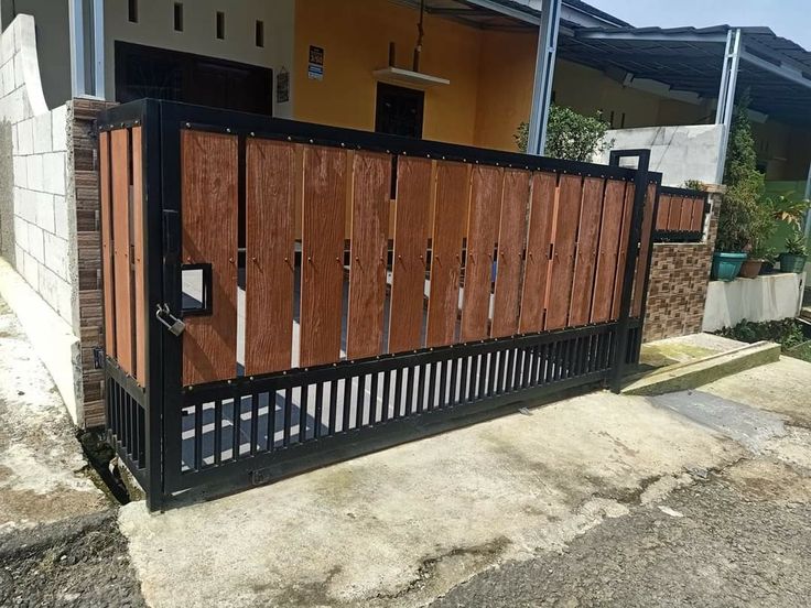 6 Jenis Pagar Kekinian dan Kelebihannya