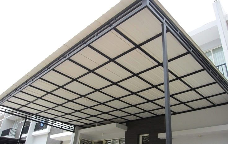 Perbandingan Kanopi Spandek dan Kanopi UPVC: Mana yang Lebih Awet