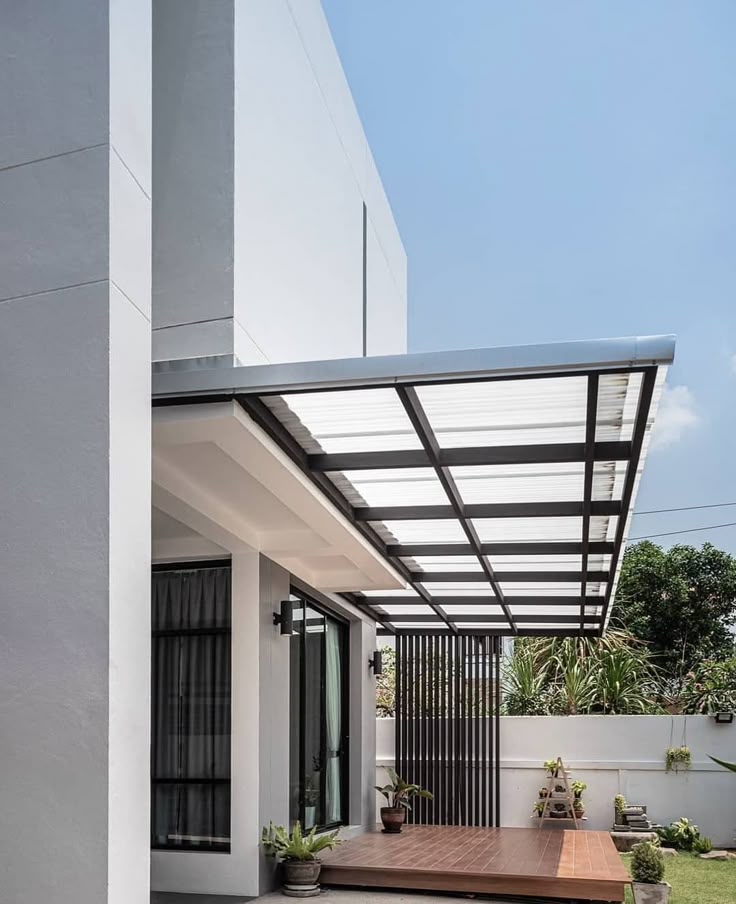 Kanopi Rumah: Solusi Teduh yang Bikin Hunian Makin Estetik
